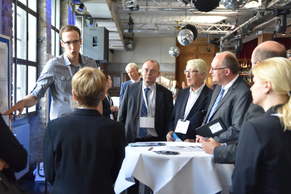 Parliamentary State Secretary Dr. Michael Meister at the poster session.